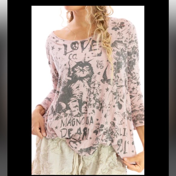 Magnolia Pearl Unicat Dylan T - Picture 1 of 12